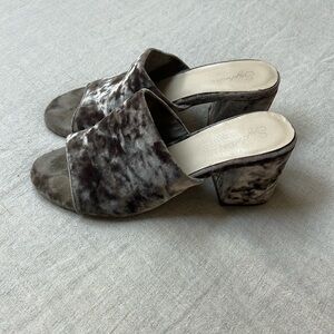 Seychelles Grey Crushed Velvet Block Heel Mule